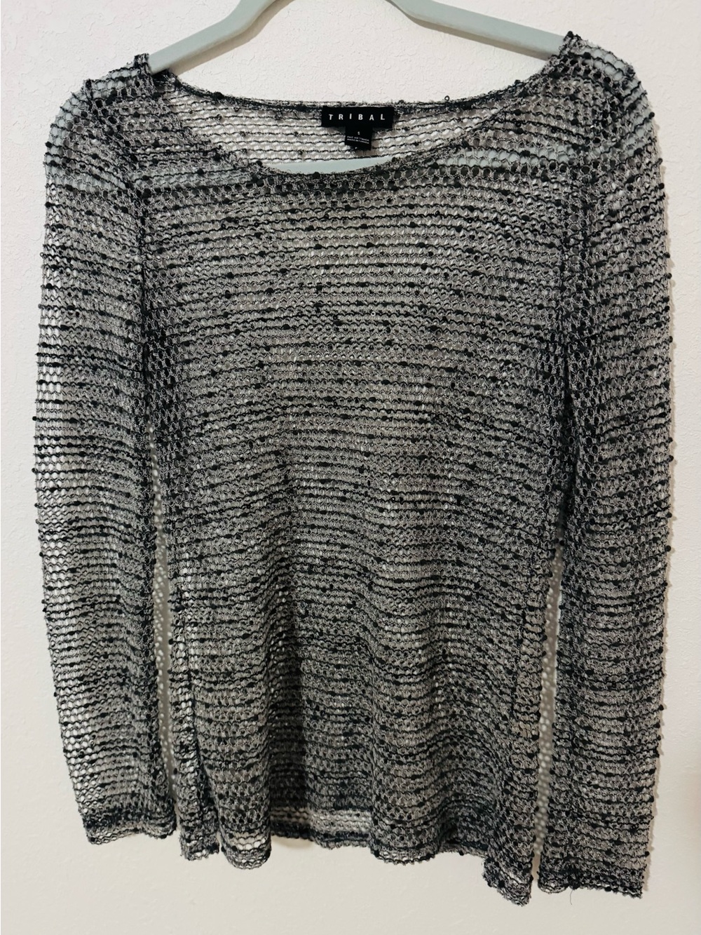 Tribal Black and Silver/Grey Open-Weave Crewneck Sweater Size Small